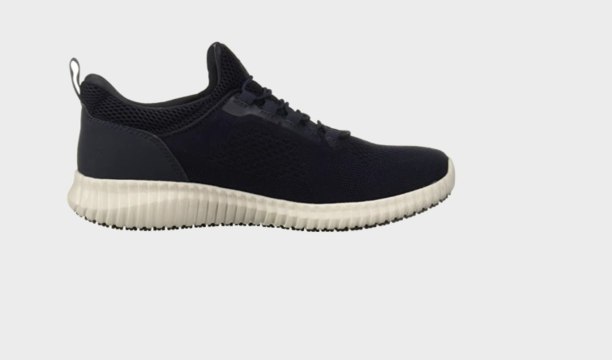 Professional Cooks Swear These Shoes Are Perfect for Busy Kitchens—and They're on Sale