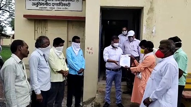 भारतीय किसान यूनियन ने 7 सूत्रीय माँगो को लेकर एस.डी.एम. को सौंपा ज्ञापन