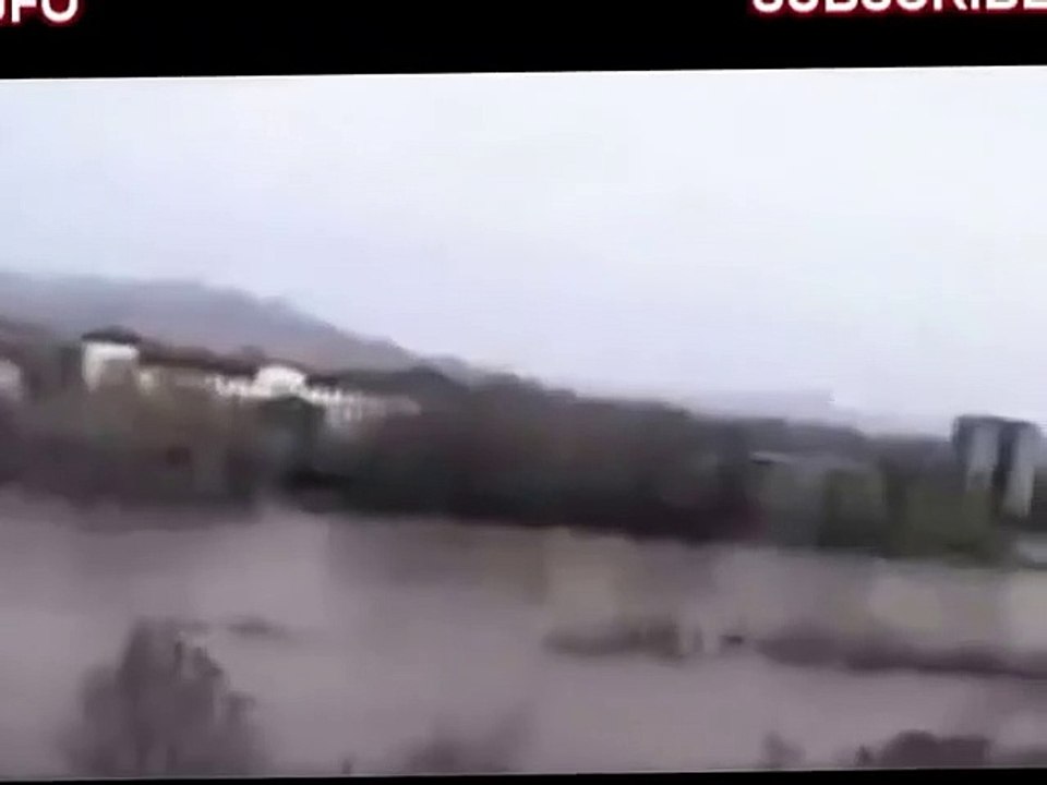Ovni entra en el agua y vuelve a salir a toda velocidad en Rusia
