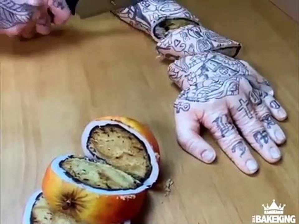 Satisfying_Cake_Cutting_Video_|_Hyperrealistic_Illusion_Cakes(360p)