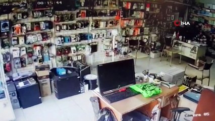 Manisa'da 5,5 büyüklüğünde deprem