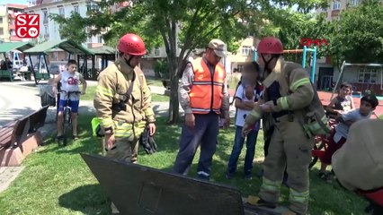Sultangazi'de 15 yaşındaki çocuk temizlik görevlisini depoya kilitledi