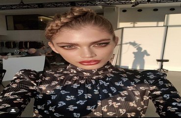 Modelo trans Valentina Sampaio irá participar de evento com Obama e Ellen DeGeneres