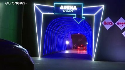 شاهد: سينما السيارات تعود إلى الواجهة في البرازيل في ظل انتشار كوفيد-19