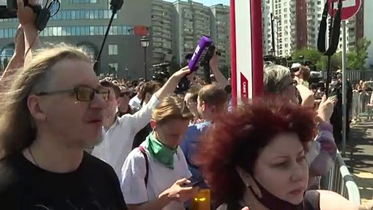 Kreml-kritischer Regisseur Serebrennikow in umstrittenem Prozess verurteilt