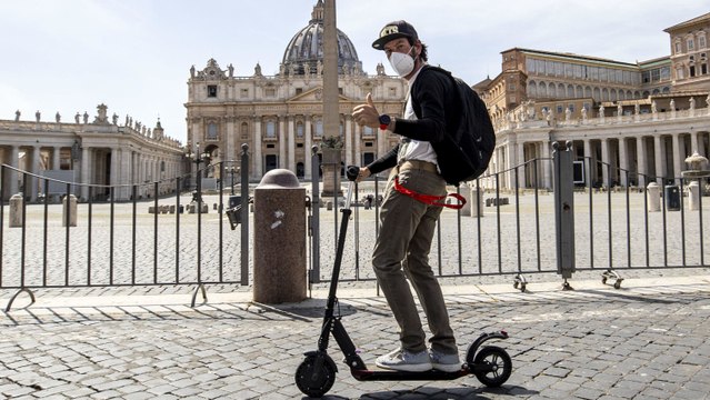 İtalya’da Covid-19’a karşı 'elektrikli scooter' devrimi