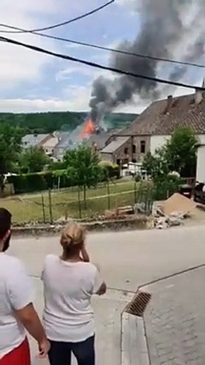 Trois logements détruits à Petigny (2/3)