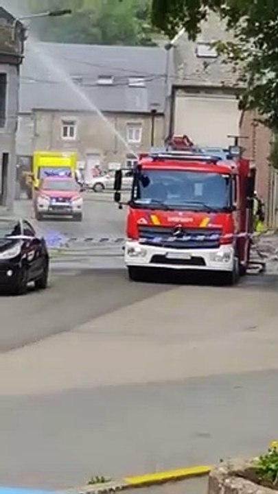 Trois logements détruits à Petigny (3/3)