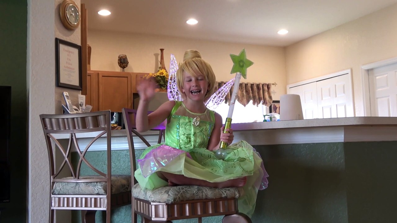 Sophia Isabella e Alice na Praia Tinkerbell Fairy Magic Disney