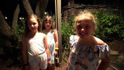 Sophia Isabella e Alice Passeando na Disney Animal Kingdom