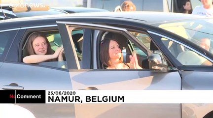 Belgique : une cérémonie de remise de diplômes en version drive-in