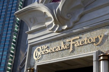 The Cheesecake Factory's New 7 for $20 Deal Takes the Stress Out of Ordering Delivery