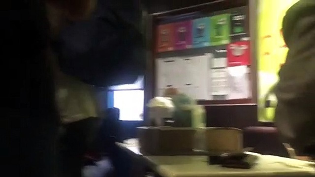 Vérification de faits. Vidéo amateur au Mac Donald de La-Teste-de-Buch, vendredi 26 juin 2020.