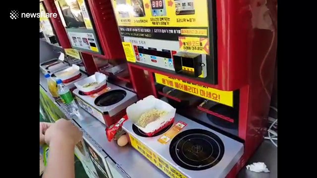 Free machine on streets of Seoul makes ramen noodles in moments