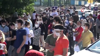 Bursa’da YKS sınavında sosyal mesafe hiçe sayıldı