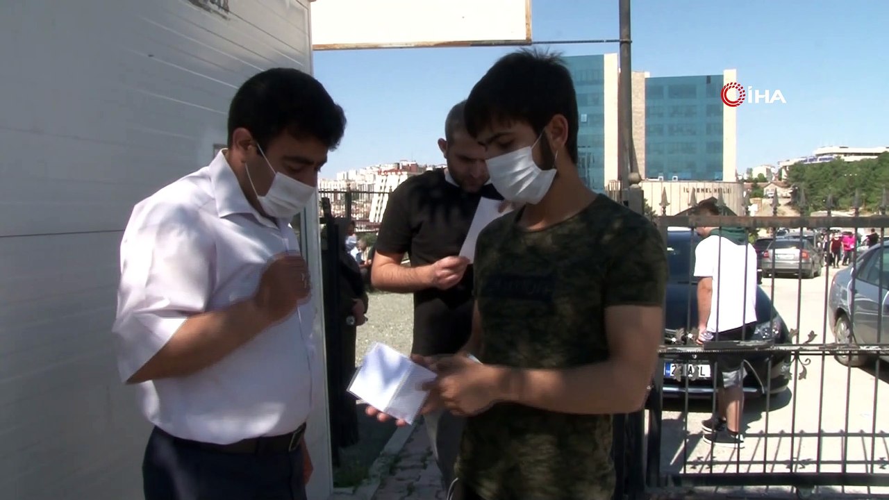Elazığ’da baba-kız birlikte üniversite sınavına girdi