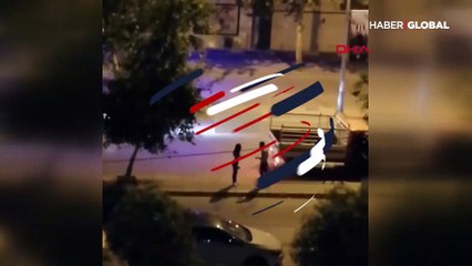 İzmir'de genç kıza sokak ortasında şiddet! Tepki yağıyor