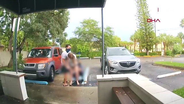 ABD'de doğum sancısına dayanamayan kadın kliniğin otoparkında doğum yaptı