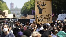 Berlin’de “Black Lives Matter” mitingi