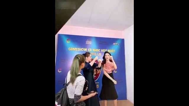 Nhật Kim Anh xuất hiện rạng rỡ cùng Lâm Khánh Chi