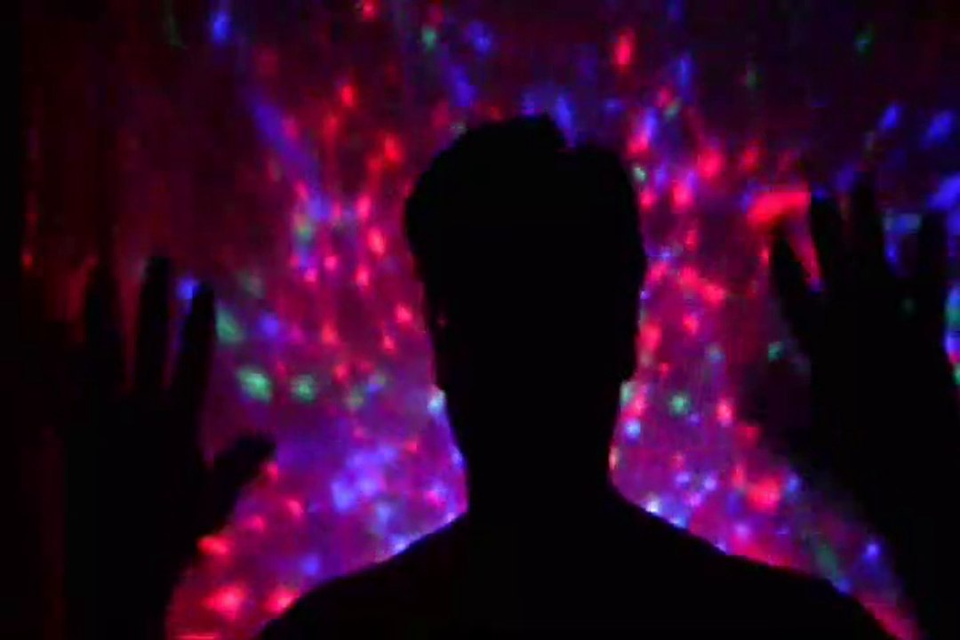 1749. YOUR PET DOG COST THE UNITED STATES OF AMERICA $ ONE BILLION DOLLARS A YEAR . BUT HOW IS THIS POSSIBLE?