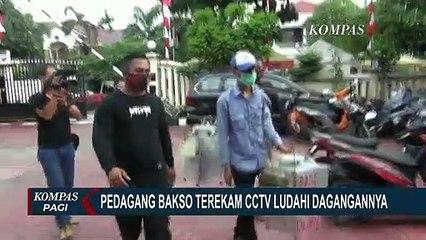 Motif Tukang Bakso Ludahi Dagangan: Untuk Penglaris