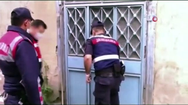 Bahçeye gizlenmiş uyuşturucu madde jandarma ekiplerince bulundu