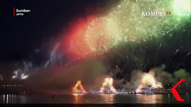 Festival Scarlet Sails. Pesta Kembang Api Meriah di Rusia