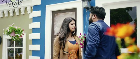 Video herunterladen: Thalli Pogathey - Video Song - Achcham Yenbadhu Madamaiyada - A R Rahman - STR - Gautham