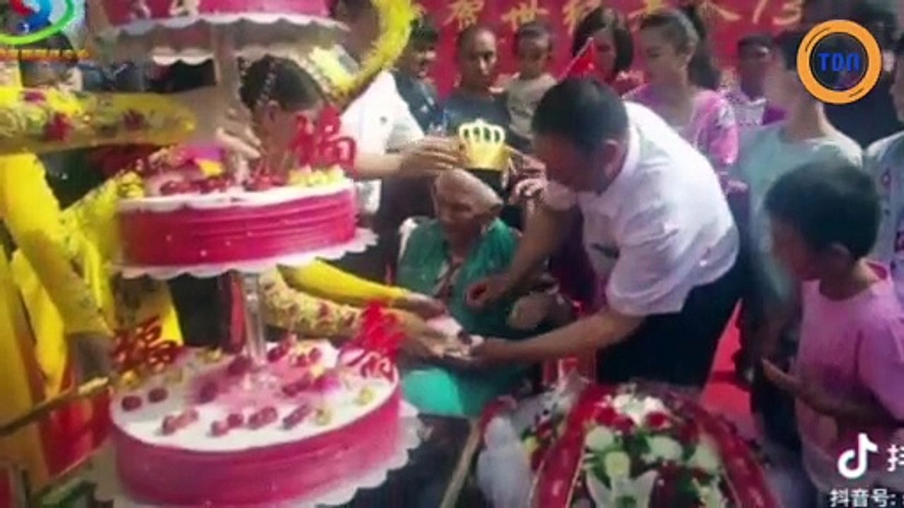 Elle fête son 134e anniversaire en famille