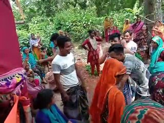 সাইদুল এর গানতে বিয়ে বাড়িতে গোসল এর নাচ না দেখলে মিচ