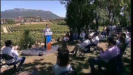 Casado: "La única receta de Sánchez es paro, impuestos y despilfarro"