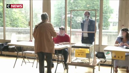 Elections municipales : une journée de vote très encadrée