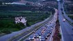 Huge traffic jam in Greece as thousands of tourists and locals return from weekend vocations in Halkidiki beaches