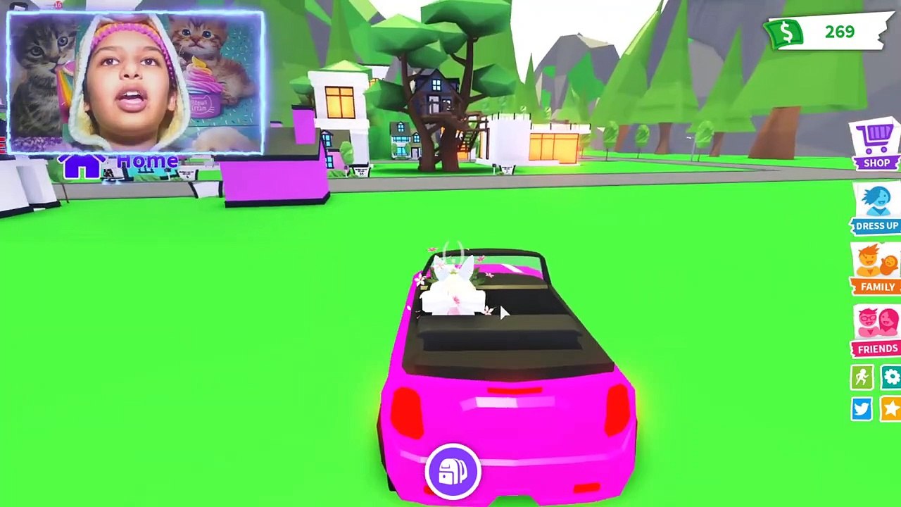 Using Only *ONE* COLOR Build Battle Challenge! (Roblox Adopt Me)