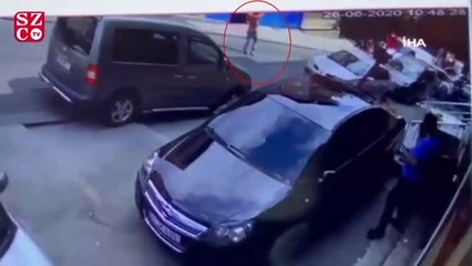 İstanbul’da vatandaşın yarı çıplak kapkapççıları kovaladığı anlar kamerada