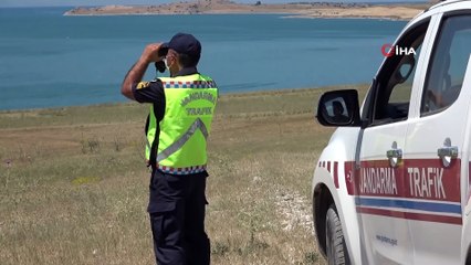 Van Gölü'nde göçmenleri taşıyan tekne battı iddiası