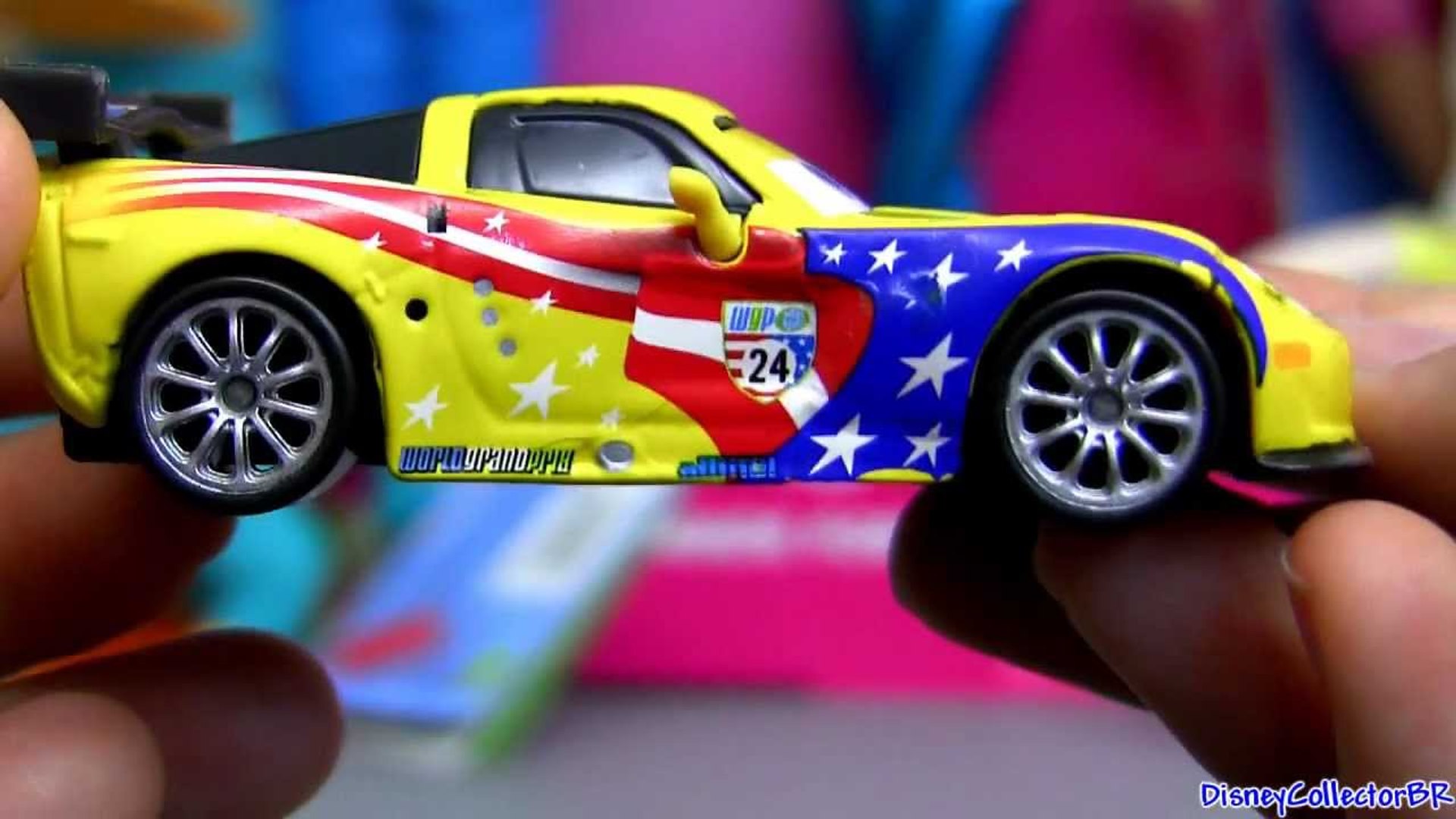 Mattel Disney Pixar Cars 2 HYDRAULIC RAMONE #19 Car 1:55 Scale