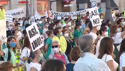 Nueva manifestación de los sanitarios en Sol por una sanidad pública y contratos dignos