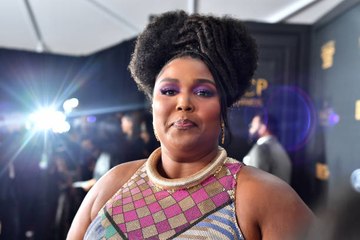 Lizzo Praises Beyoncé as She Accepts BET Award