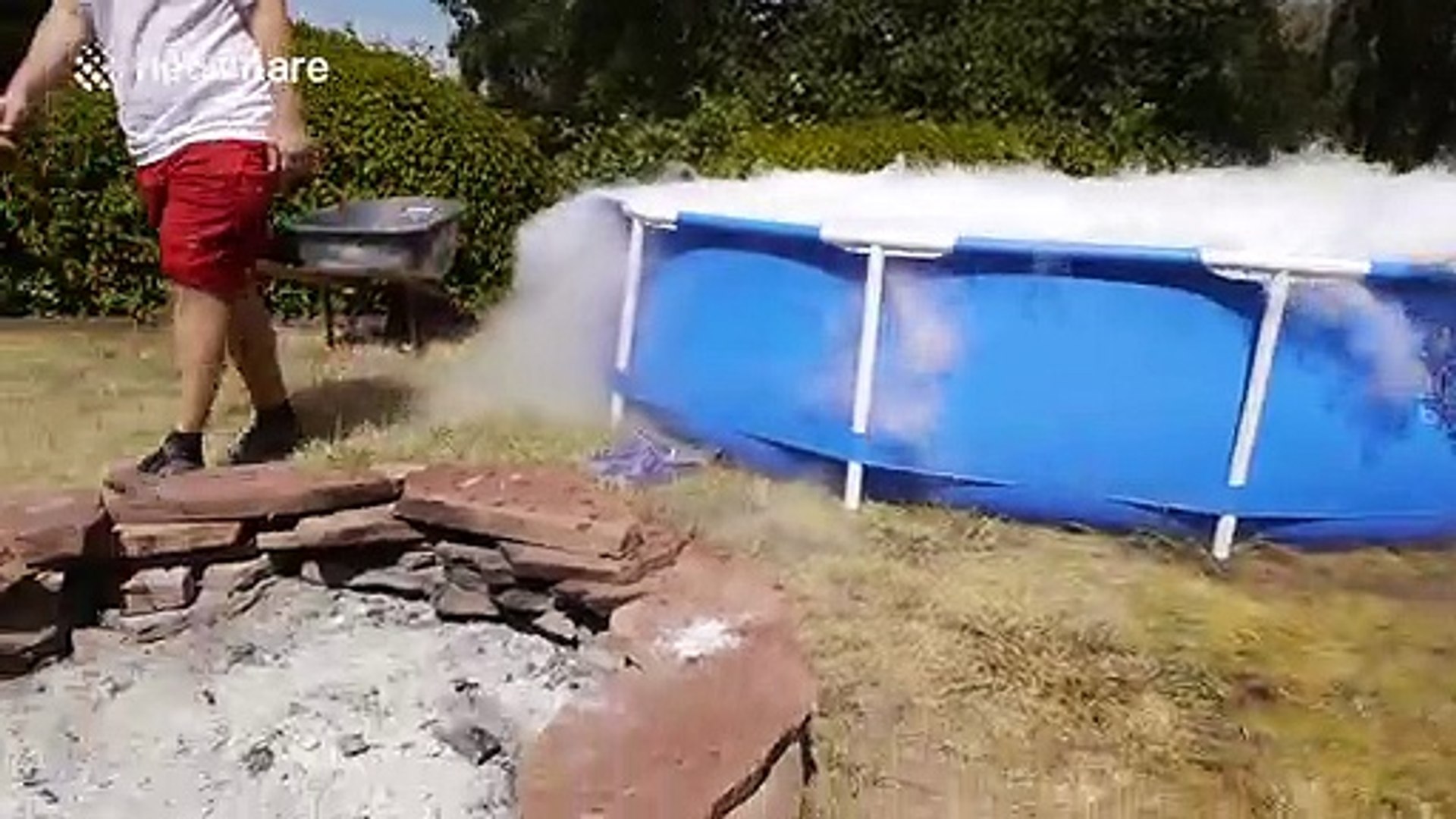 Dry Ice In A Pool