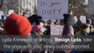 St Louis couple point guns at protesters