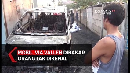 Kronologi Mobil  Via Vallen Terbakar