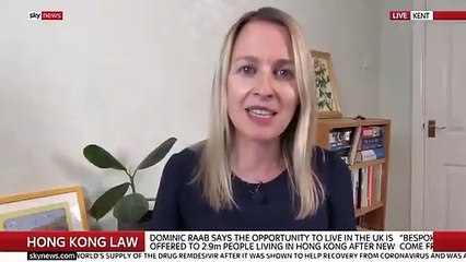 Il demande deux biscuits à sa maman qui était en direct au journal télévisé