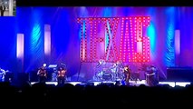 Texas — “Suspicious Minds” | (From “Texas, Paris / The Greatest Hits Tour” | Live in Paris-Bercy ‎— (2001)