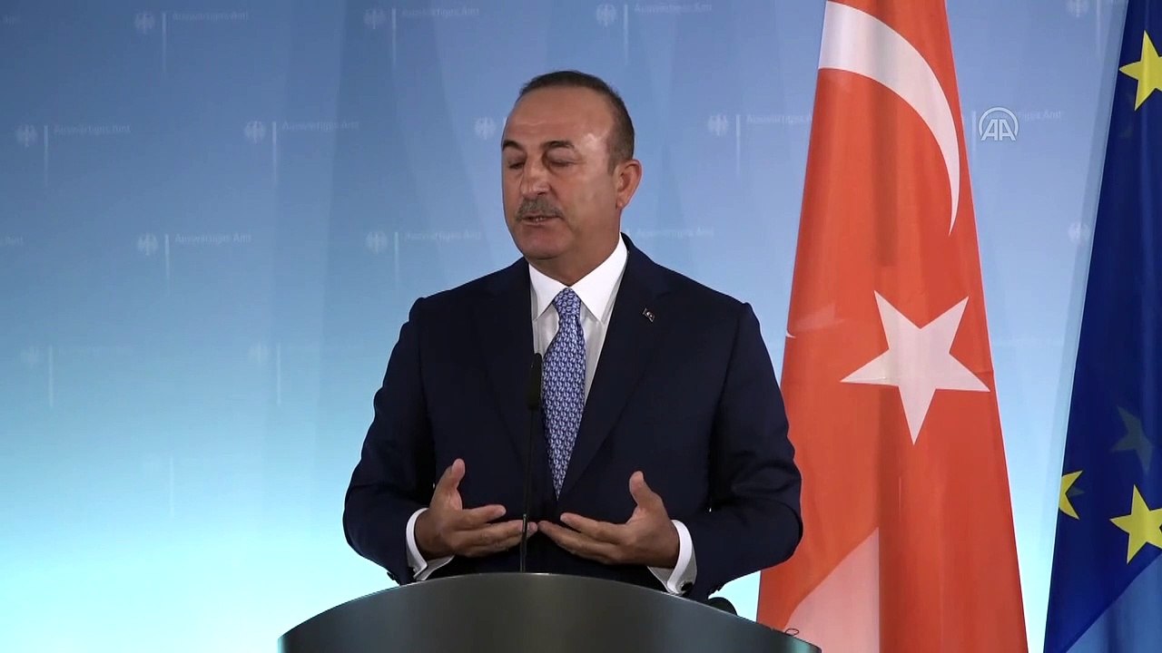 Çavuşoğlu: "Gemilerimizin (Fransız gemilerine) kilit attığı iddiası doğru değildir. Fransa'nın bizden özür dilemesi gerekir" - BERLİN