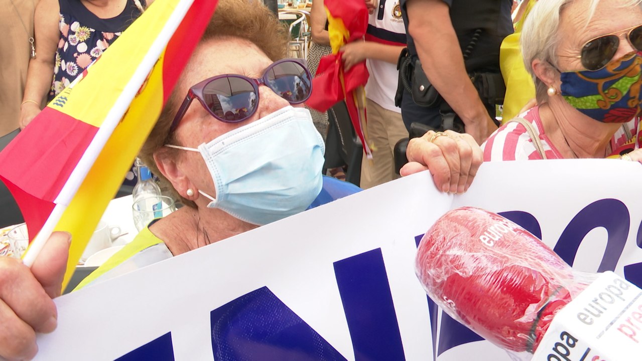 Vecinos de Benidorm agradecen la visita de los Reyes: "Es lo que necesitamos"