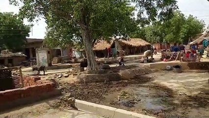 तालाब और जीएस की ज़मीन पर कब्ज़ा, बनवाया जा रहा है मकान