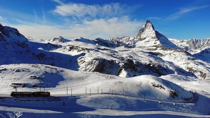 Relaxing excursion in the snowy mountain nature