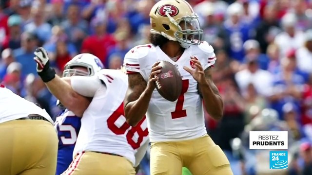 Le genou à terre, symbole contre la discrimination raciale initié par Colin Kaepernick